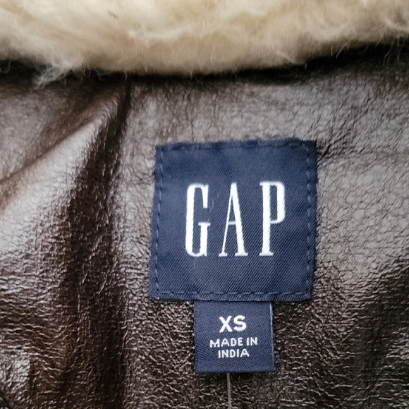 SHERPA & VEGAN LEATHER TRIM JACKET/GAP/CREAM - Picture 3 of 13